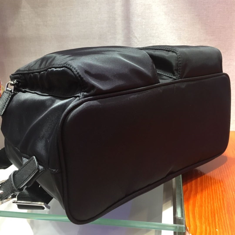 Pra*a backpacks